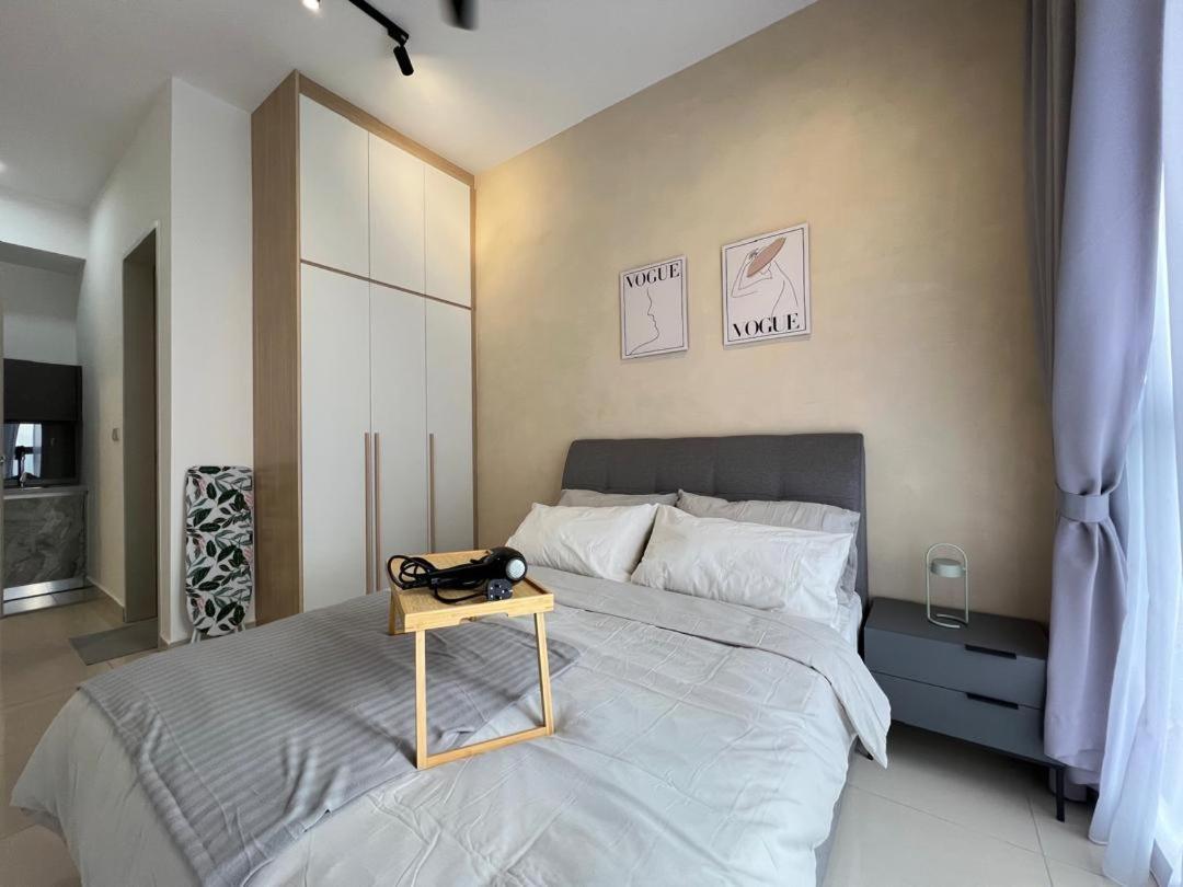 2r2b Chan Sow Lin Trion 2 - 6 Pax Appartement